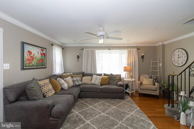 319 N Scott Ave, Glenolden, PA 19036 - photo 6