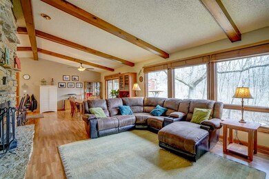 405 Bramble Ln, Brooklyn, WI 53521 - photo 6