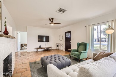 Spacious living room