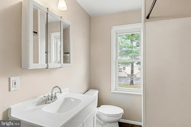 3329 Market St unit B, Camp Hill, PA 17011 - photo 5