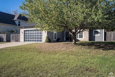 214 Hillside Dr, Baldwin City, KS 66006 - photo 2