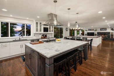 8247 E Mercer Way, Mercer Island, WA 98040 - photo 4