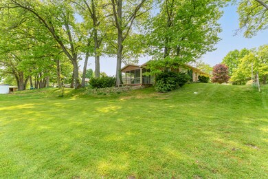 11257 Oakland Dr, Portage, MI 49024 - photo 3