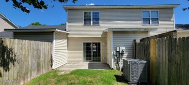 105 Croatan Ct, Jacksonville, NC 28546 - photo 3