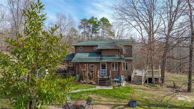 1311 Burnetts Chapel Rd, Greensboro, NC 27406 - photo 2