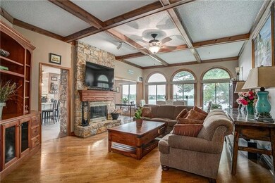 5101 SW Mallard Point, Lees Summit, MO 64082 - photo 5