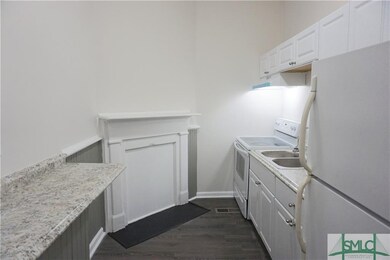 547 Hartridge Ct, Savannah, GA 31401 - photo 4