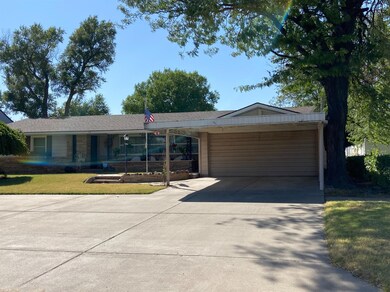 805 S Van Buren St, Hugoton, KS 67951 - photo 3