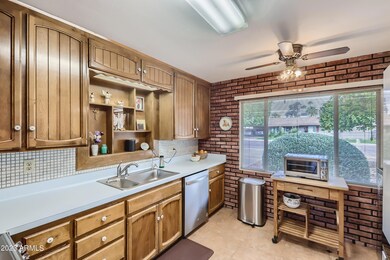 16 Kitchen