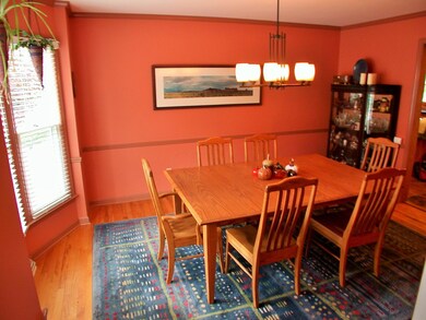 14'6' DINING ROOM WITH HARDWOODS