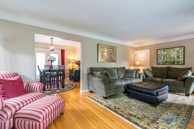Living Room / Dining Room