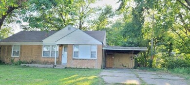 1633 N Pershing St, Wichita, KS 67208 - photo 3