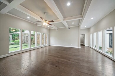 802 Briar Hill Dr, Houston, TX 77042 - photo 5