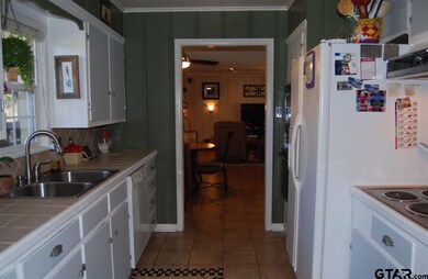 3415 Lynnwood Dr, Tyler, TX 75701 - photo 7