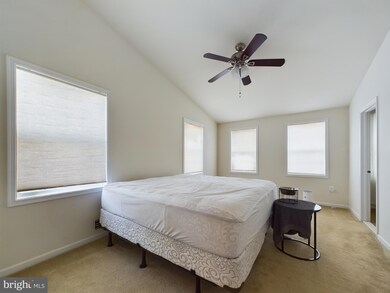 43181 Loudoun Reserve Dr, Ashburn, VA 20148 - photo 7