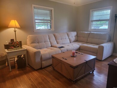 724 Locust Dr, Jonesboro, AR 72401 - photo 3