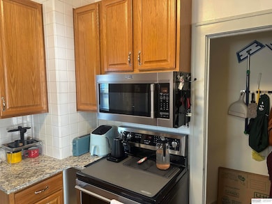 3244 C St, Lincoln, NE 68510 - photo 7