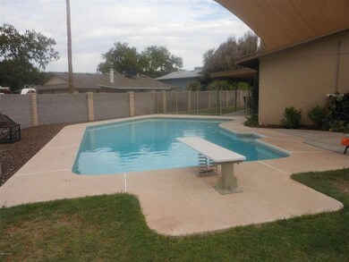 Diving pool