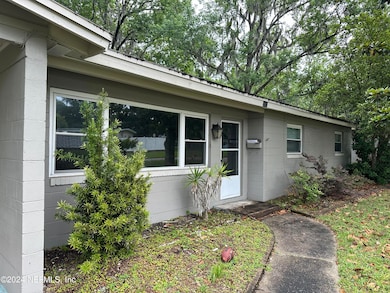 2713 Hirsch Ave, Jacksonville, FL 32216 - photo 4