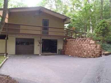 2066 Evergreen Dr, Tamaqua, PA 18252 - photo 2