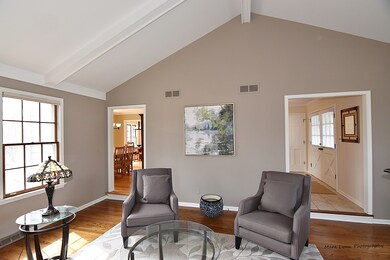 5N092 Oak Ct unit 1, Saint Charles, IL 60175 - photo 5