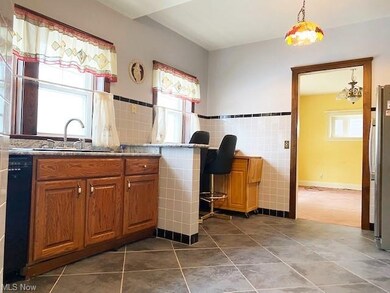 3345 Euclid Heights Blvd, Cleveland, OH 44118 - photo 5