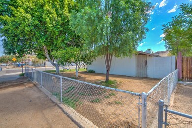 10641 N 17th Dr-5