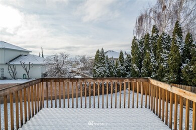 830 Manzanal St NE, East Wenatchee, WA 98802 - photo 4