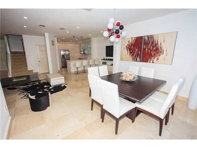 7249 NW 113th Place, Doral, FL 33178 - photo 5