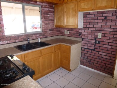 1814 N 54th Ln unit 10, Phoenix, AZ 85035 - photo 3