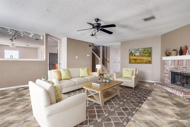 9204 Glen Falls Ln, Denton, TX 76210 - photo 2