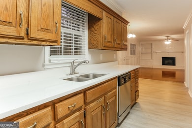 5132 Clearwater Dr, Stone Mountain, GA 30087 - photo 7