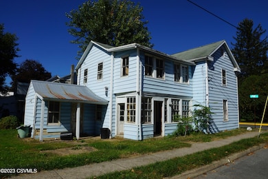 223 E Pine St, Selinsgrove, PA 17870 - photo 2