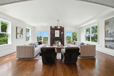 197 Winchester St unit 197, Brookline, MA 02446 - photo 4