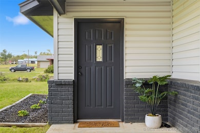 17065 Honeysuckle Ln, Claremore, OK 74019 - photo 5