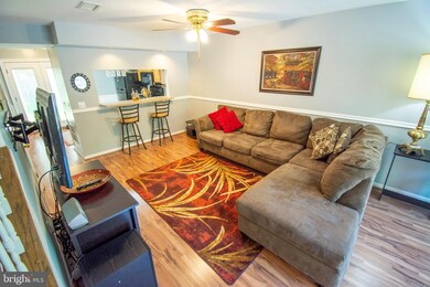 9614 Lambeth Ct, Columbia, MD 21046 - photo 5