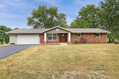 220 Bauer Ln, Maryville, IL 62062 - photo 2