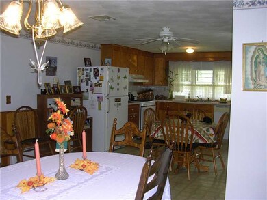 52 Birchwood Dr, Cranston, RI 02920 - photo 5