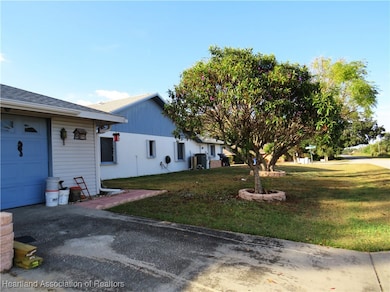 100 Lake Huntley Dr, Lake Placid, FL 33852 - photo 7