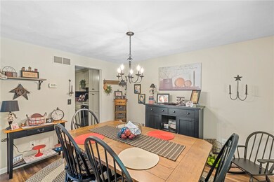 701 Pinewood Dr, Smithfield, RI 02917 - photo 3