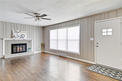 1201 W 25th St S, Independence, MO 64052 - photo 2