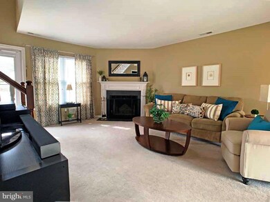 33 Parkview Cir, Southampton, PA 18966 - photo 3