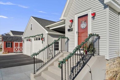 29 Solferino St, Worcester, MA 01604 - photo 2