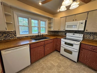 535 W Chicago St, Coldwater, MI 49036 - photo 7