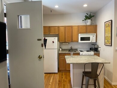 160 Salem St unit 2, Boston, MA 02113 - photo 4