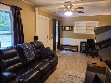 214 S 11th Ave W, Newton, IA 50208 - photo 4