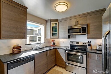 233 3rd Ave N unit 12, Edmonds, WA 98020 - photo 7