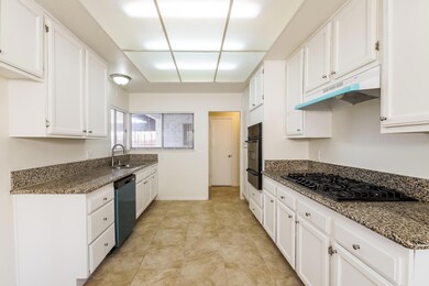 004-photo-kitchen-14311650