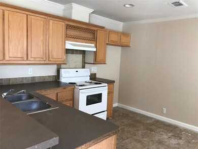 8715 Compton St unit A B, Houston, TX 77016 - photo 2