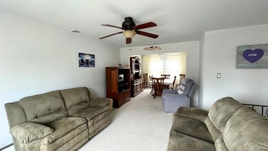 699 Franklin Dr, Perth Amboy, NJ 08861 - photo 5